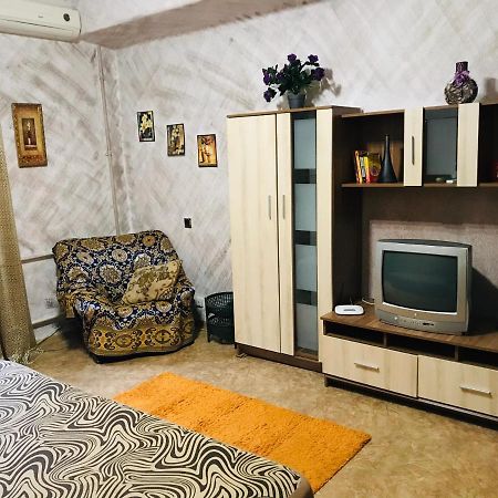 1 Room Apartment Odessa Exteriör bild