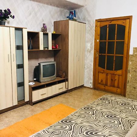 1 Room Apartment Odessa Exteriör bild